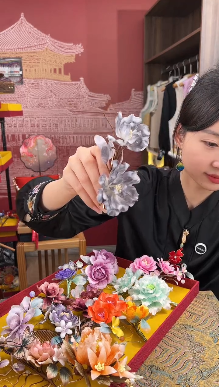 【闪购商品】刺绣非遗绒花（发饰）