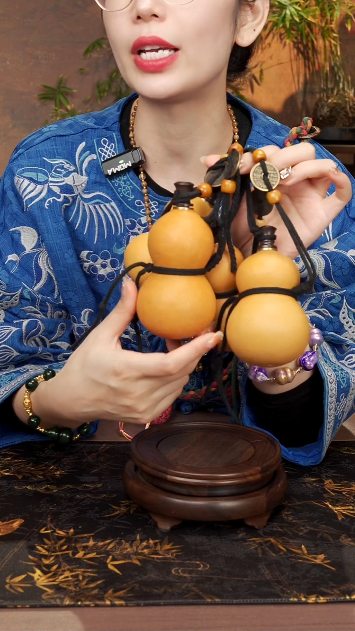 3精品蜂蜡酒葫芦一个随机发--19.9