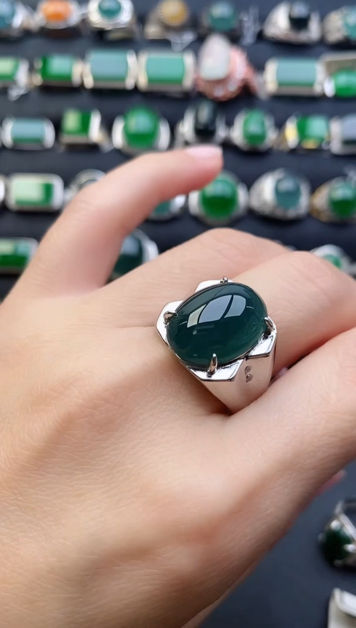【闪购商品】翡翠戒指银S925镶嵌11111