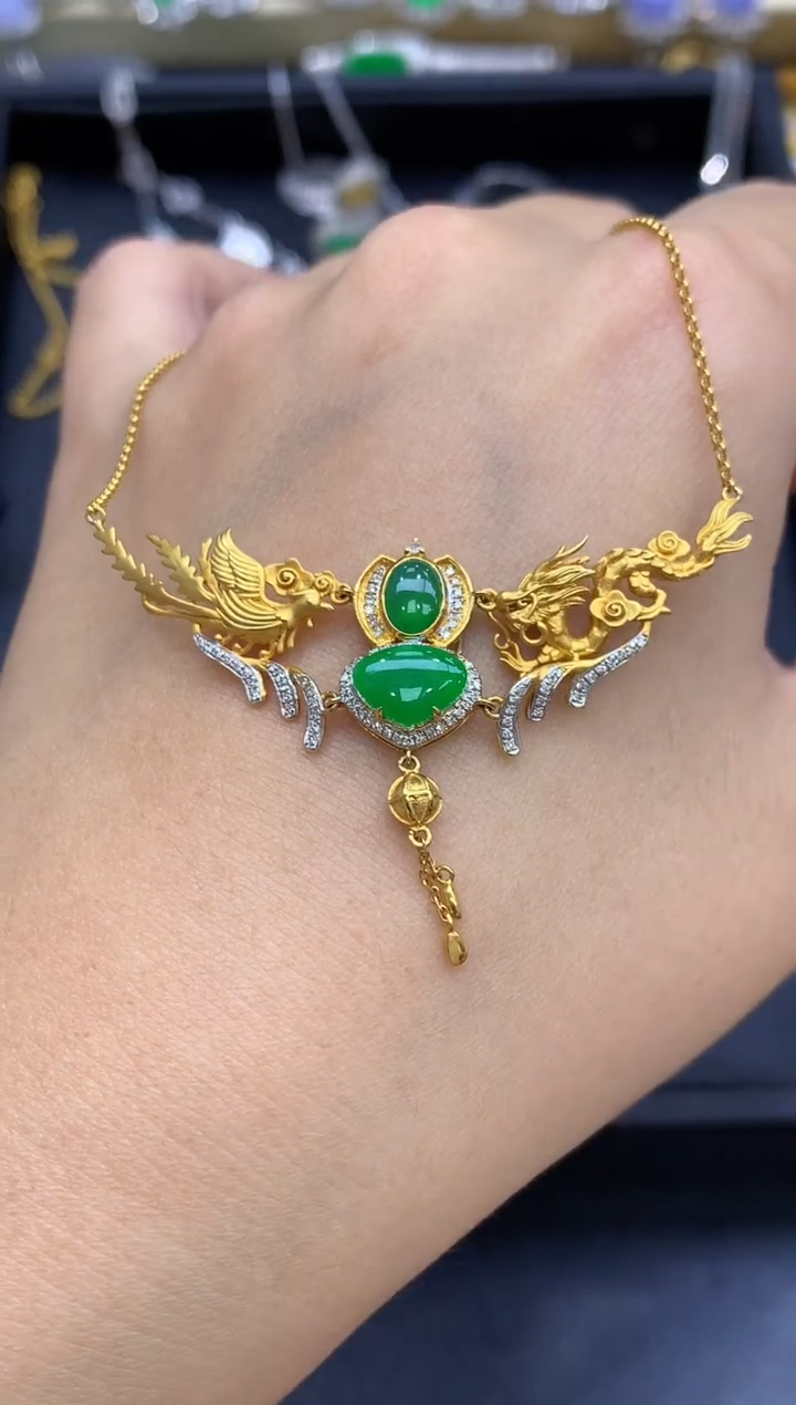 颈饰18K金镶嵌翡翠733-中国好珍宝