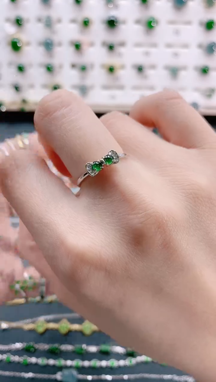 【闪购商品】翡翠戒指银S925镶嵌 天然翡翠