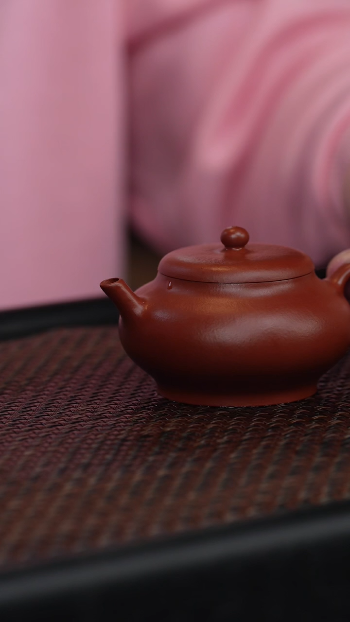 【闪购商品】宜兴紫砂原矿半手朱泥