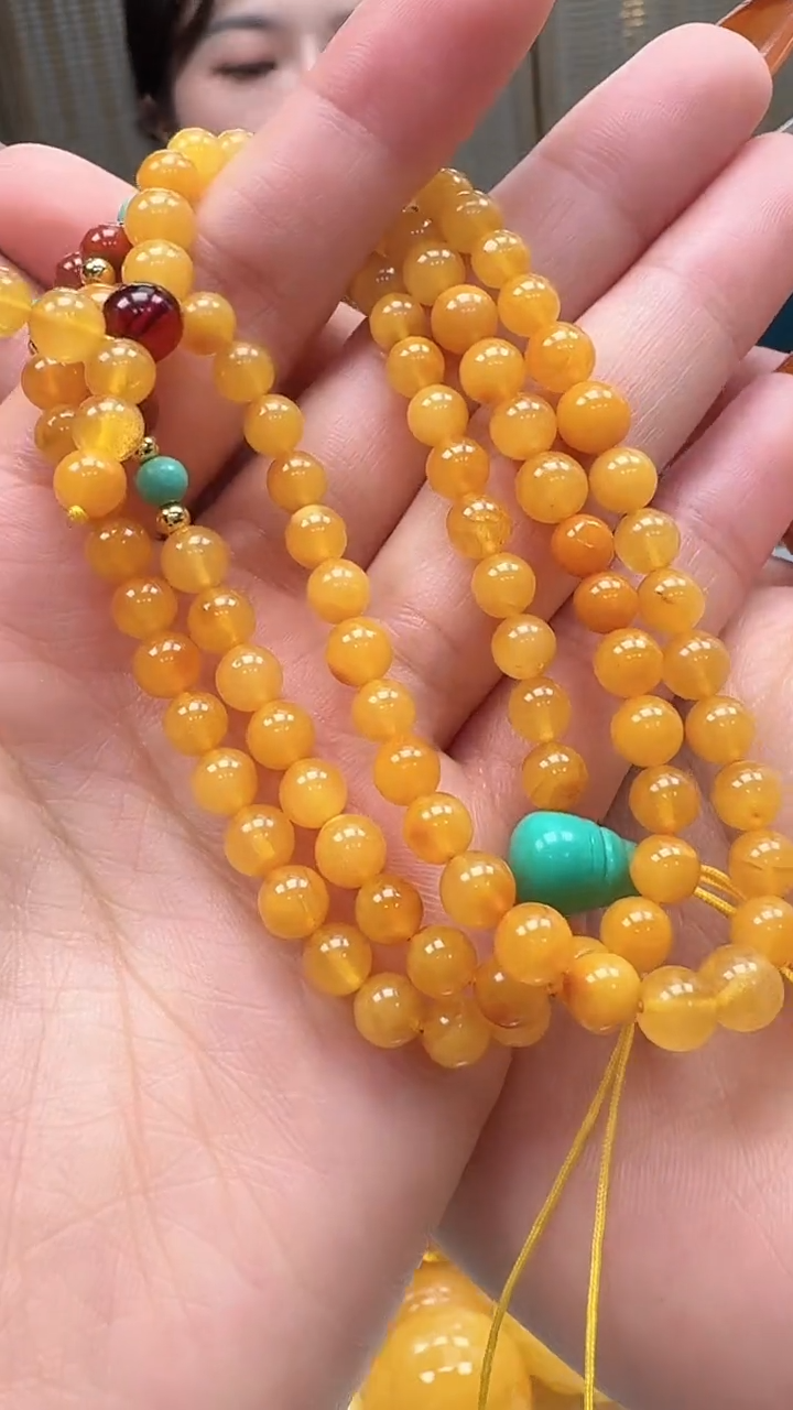 裸石琥珀未镶嵌如图