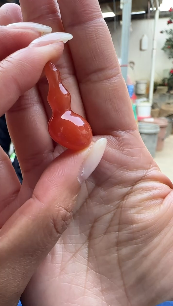 【闪购商品】南红玛瑙配饰未镶嵌原矿无优化葫芦