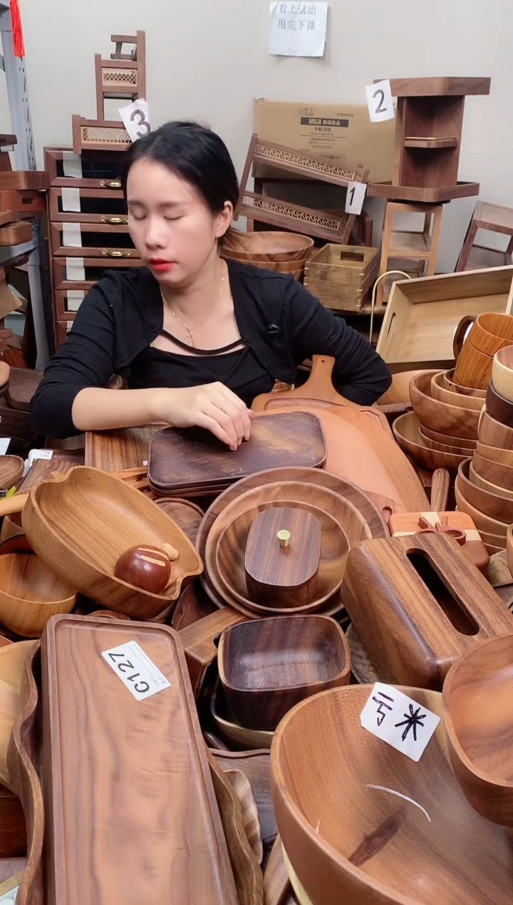 木   南美胡桃木长方盘25*12.5*2cm