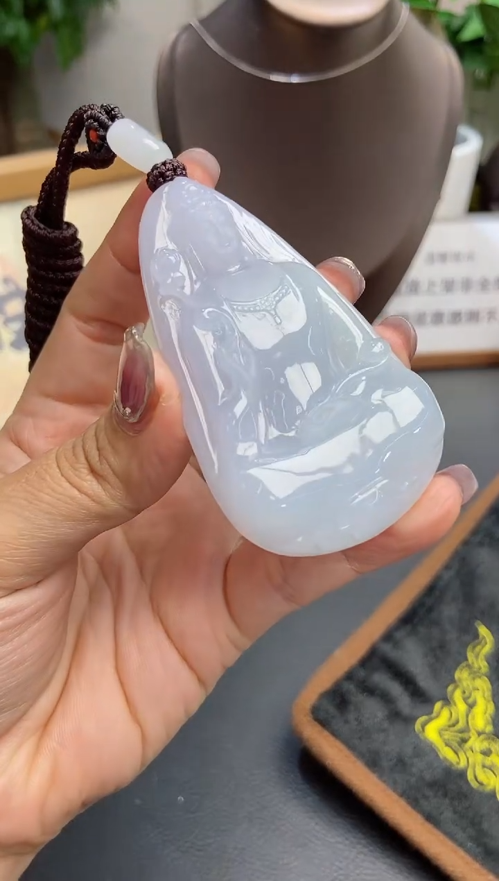 翡翠未镶嵌颈饰缅甸天然货翡翠