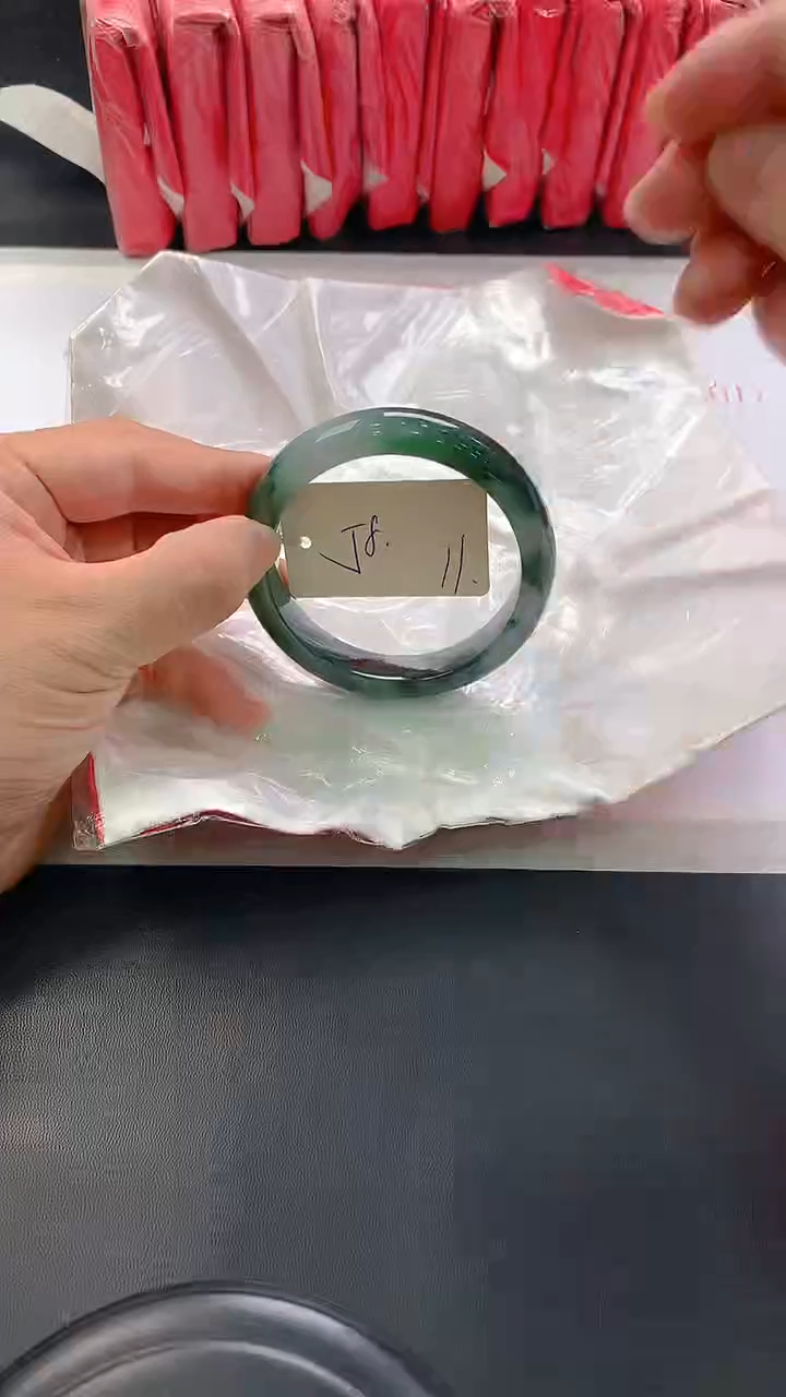 未镶嵌手镯翡翠11