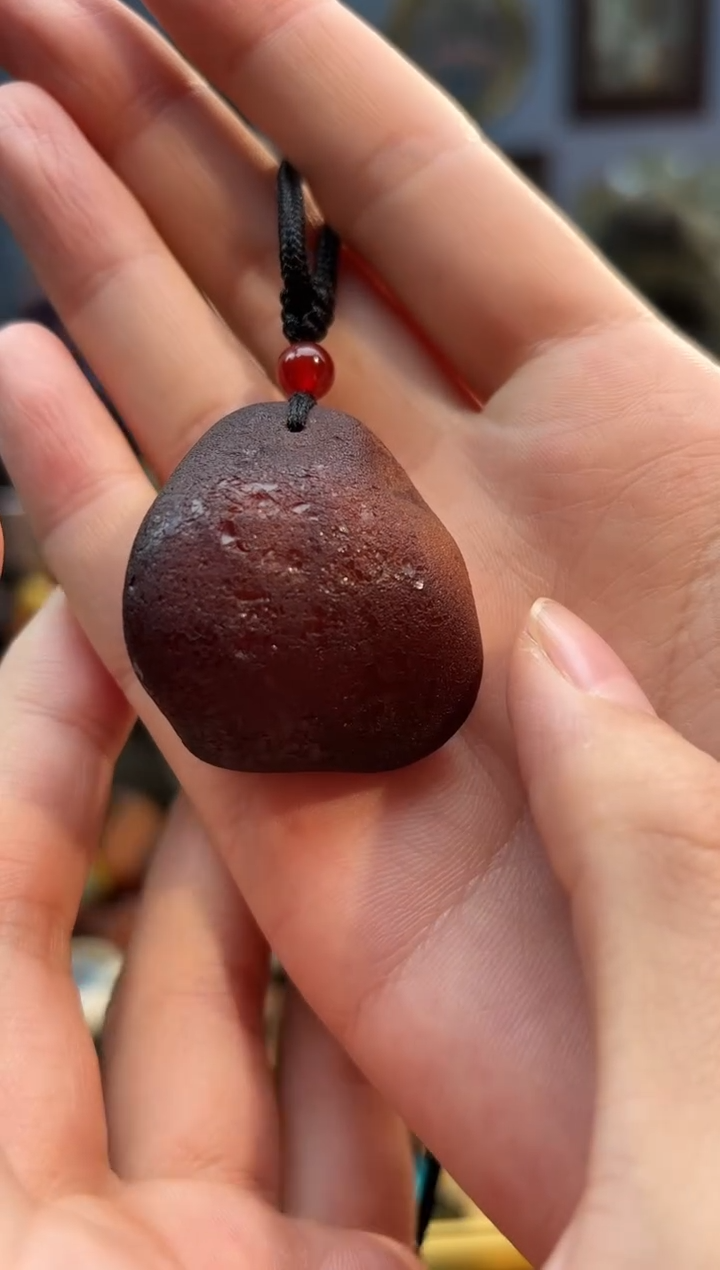 琥珀颈饰未镶嵌吊坠