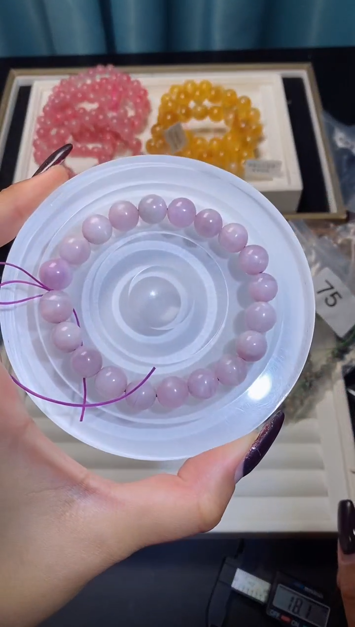 【闪购商品】水晶手串未镶嵌紫锂灰222