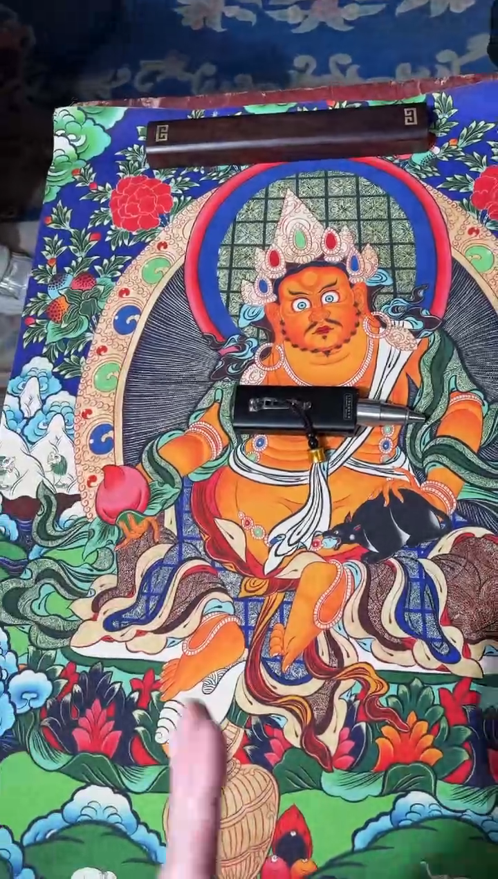 卷轴画龙妹的唐卡tk16