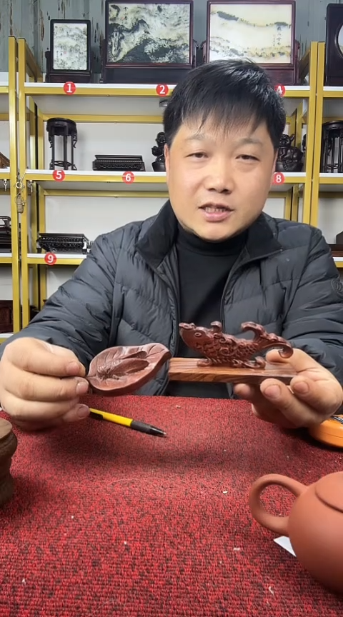 木2件笔搁**********