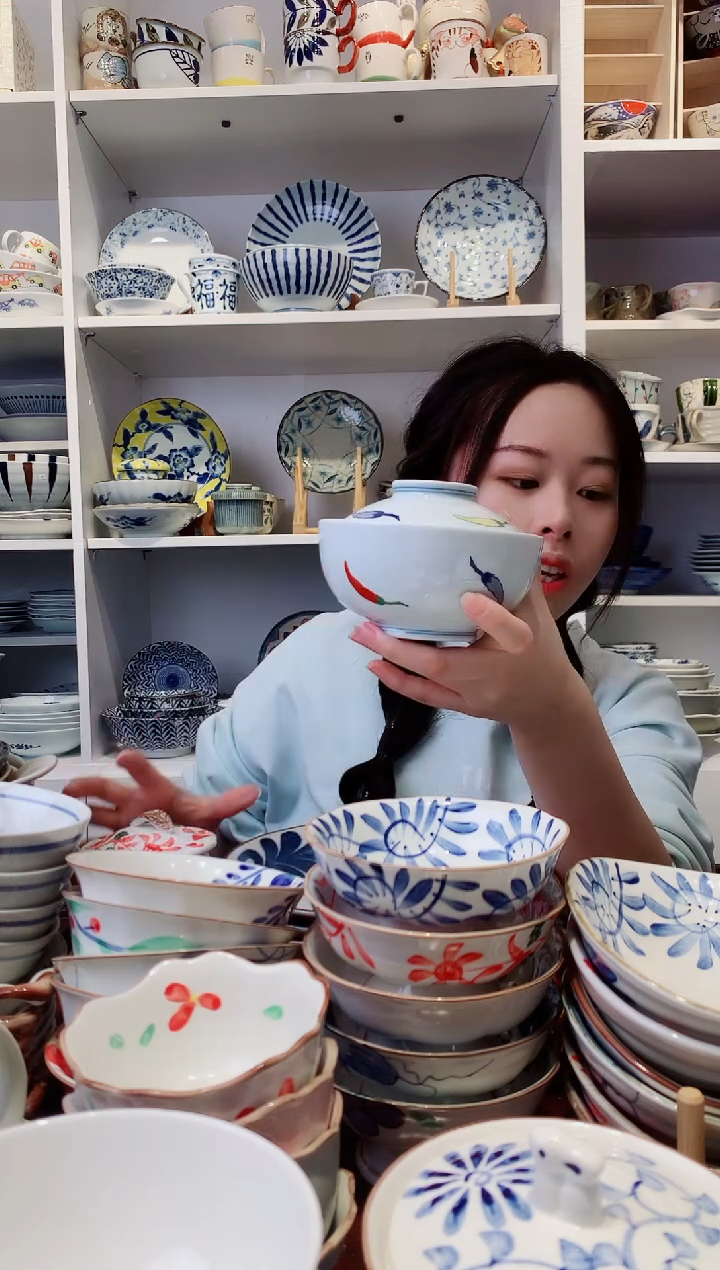 钛合金有田烧辣椒盖碗