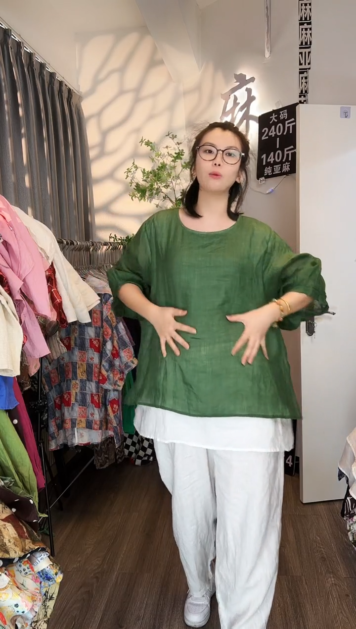 亚麻大码女装系列。