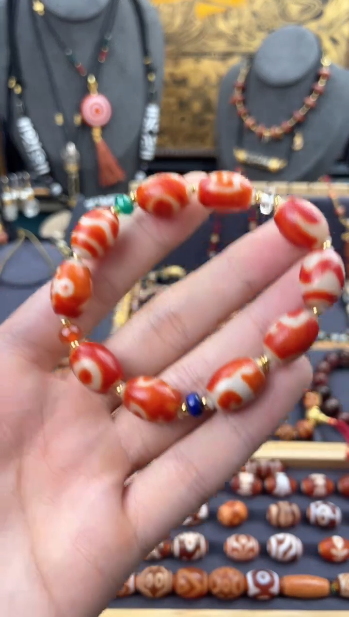 【闪购商品】玛瑙/玉髓颈饰未镶嵌鸿运高品红肉多宝手串