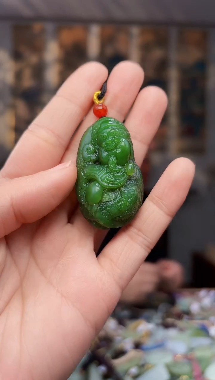 【闪购商品】和田玉挂件未镶嵌拍一发一