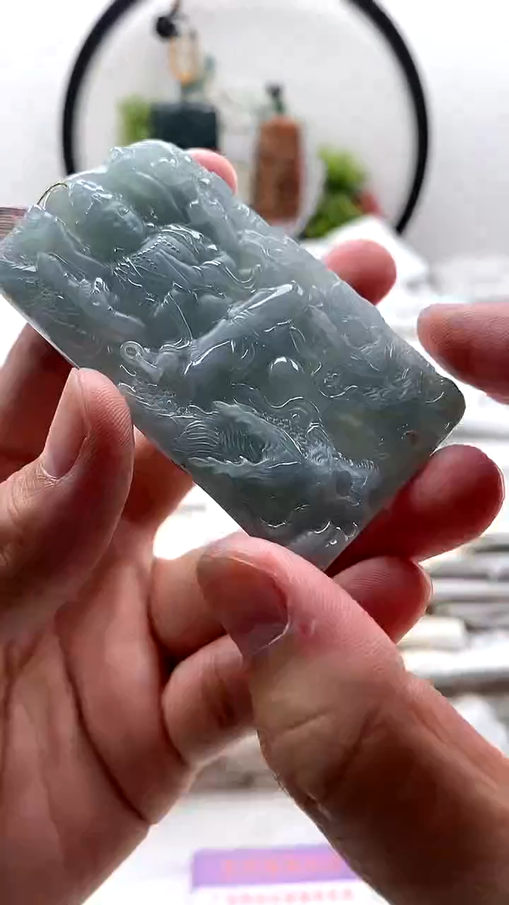 颈饰未镶嵌翡翠千手观音