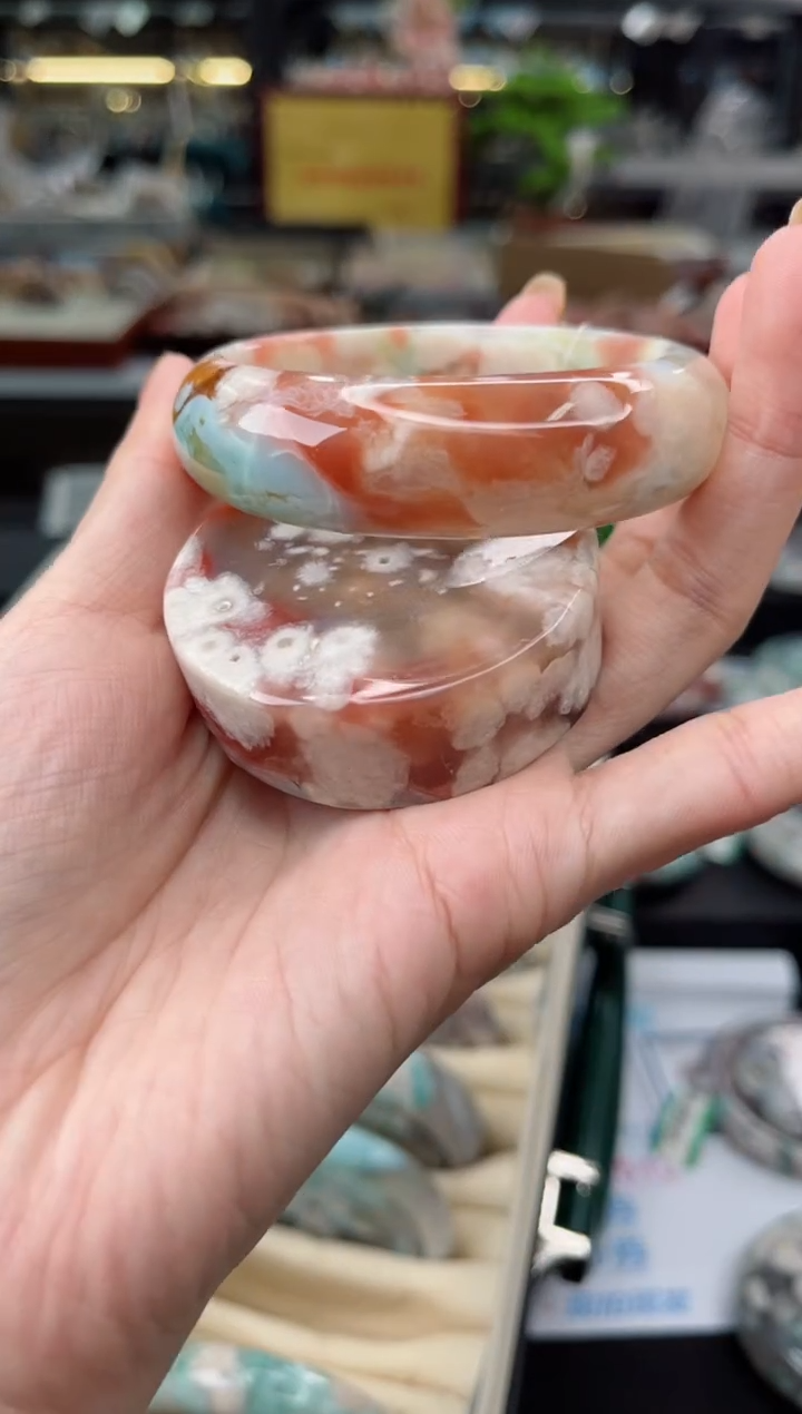 【闪购商品】石英质玉手镯未镶嵌55圈口（赠品镯心）4S589627