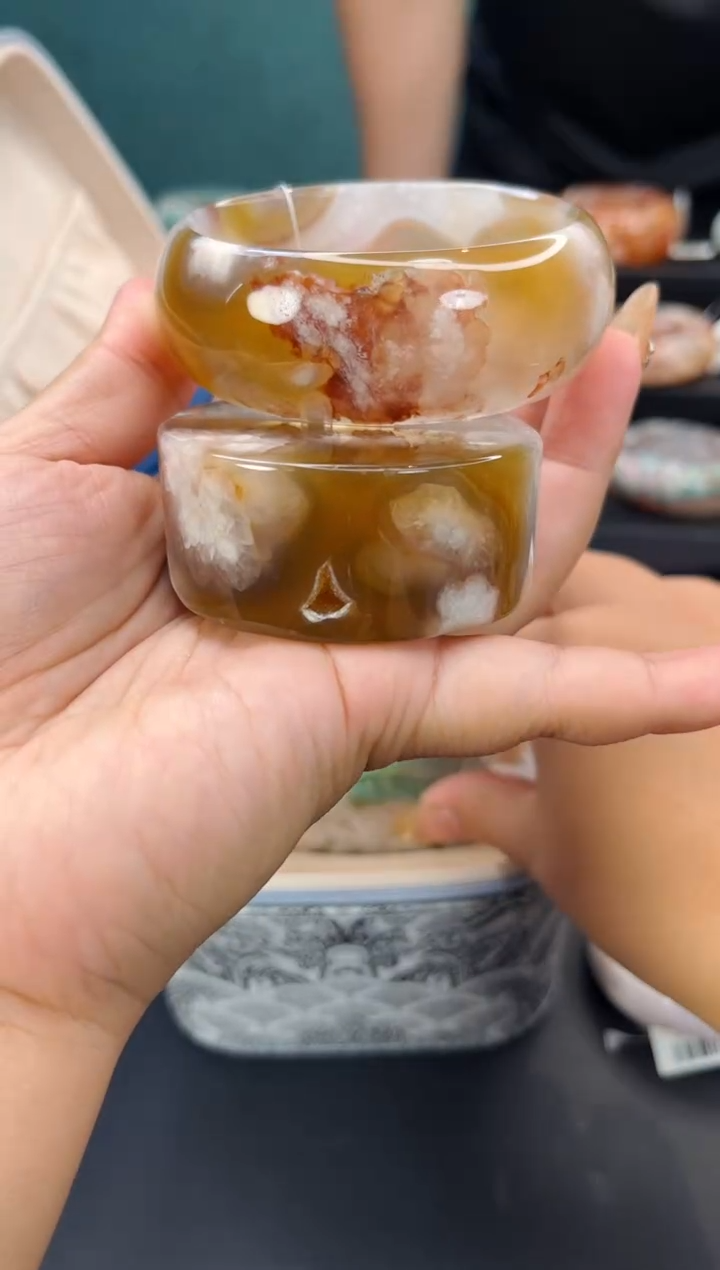 未镶嵌手镯石英质玉（59圈口）赠送镯心 