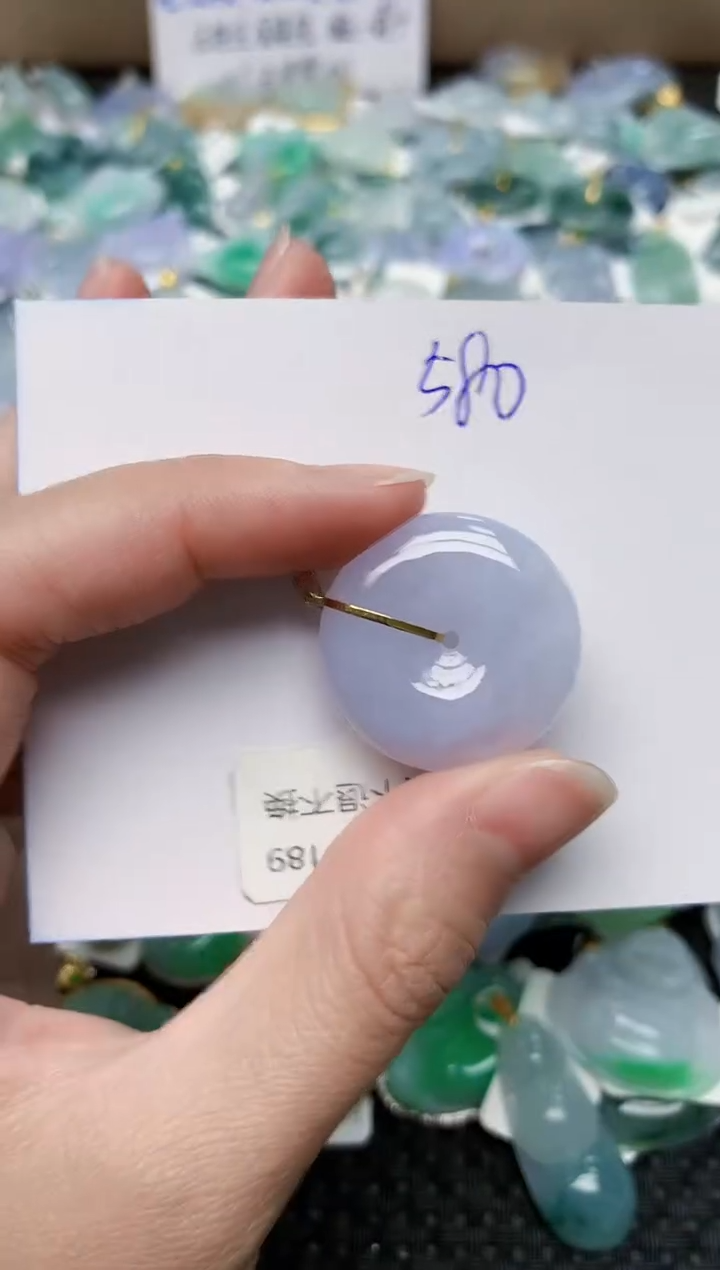 翡翠18K金镶嵌颈饰天然缅甸A货翡翠1