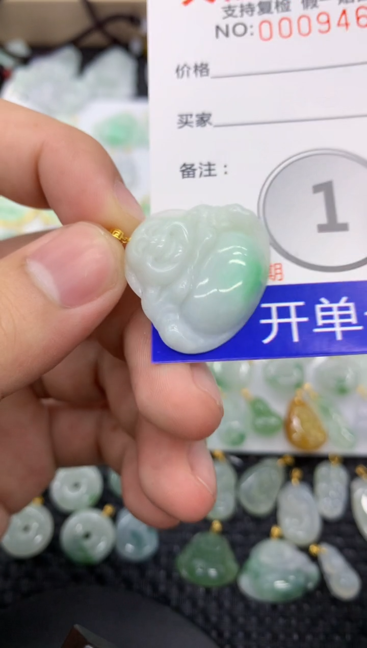 【闪购商品】翡翠颈饰18K金镶嵌11111111111