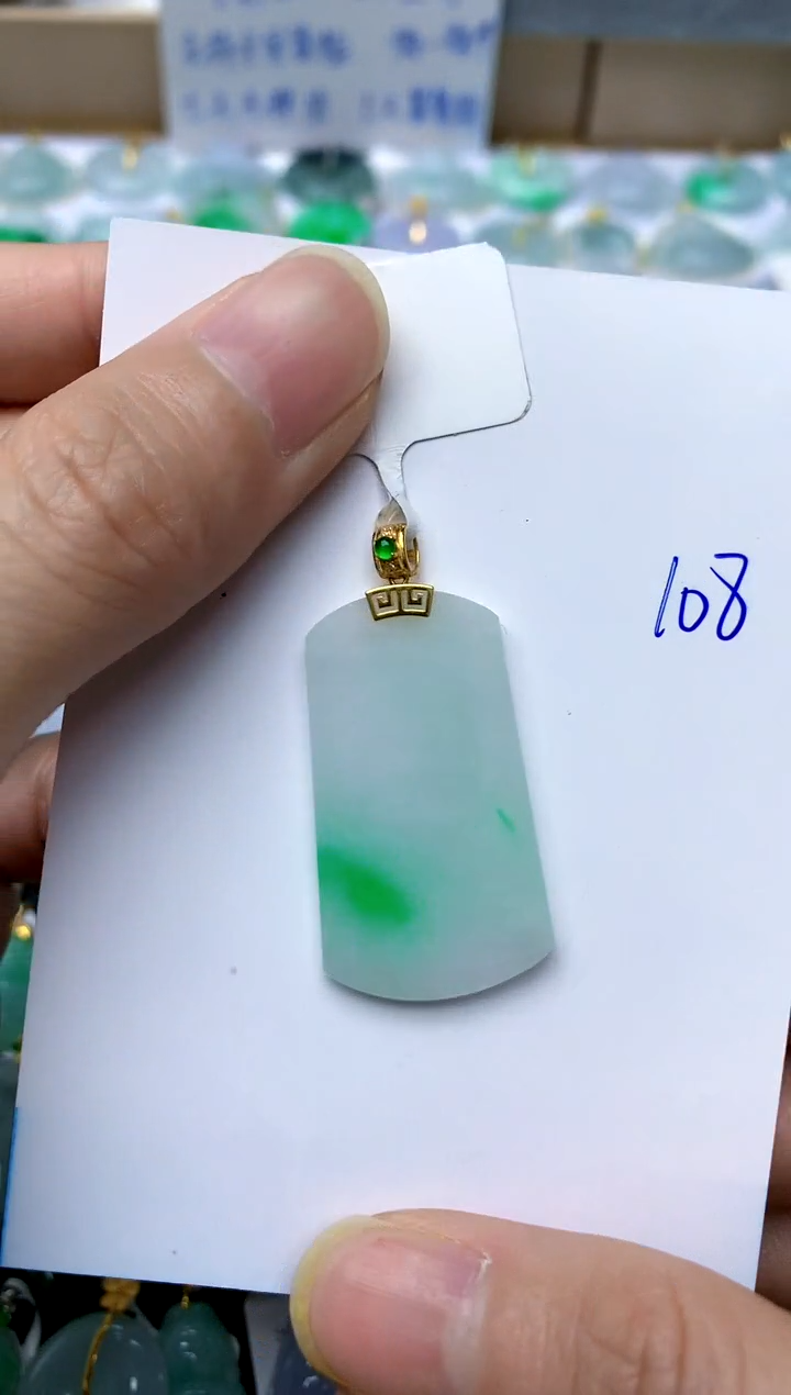 【闪购商品】翡翠颈饰18K金镶嵌108天然A货翡翠