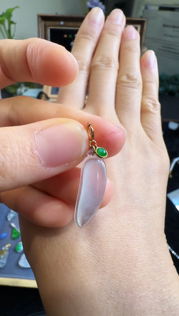 【闪购商品】翡翠颈饰18K金镶嵌0000299