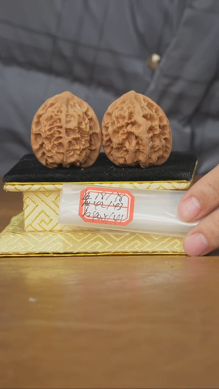 把件文玩核桃马蹄