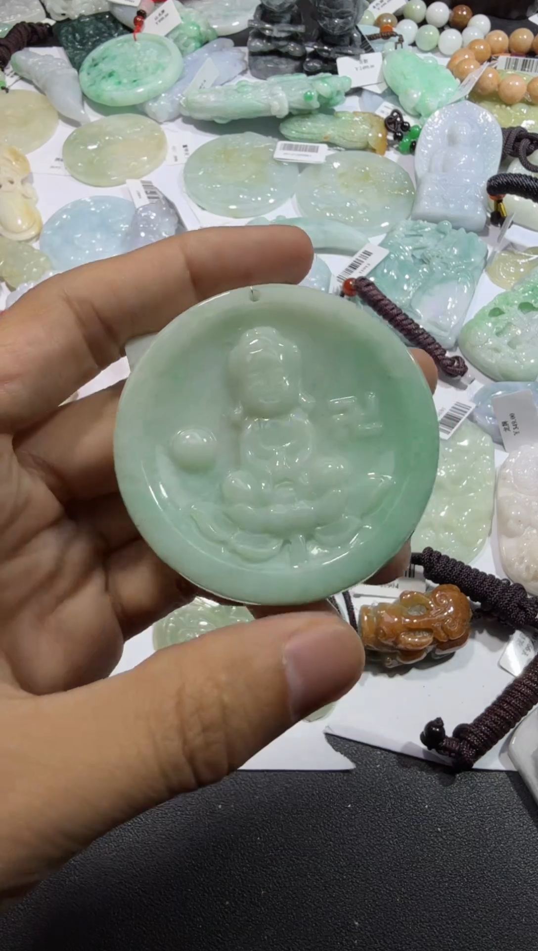 【闪购商品】翡翠颈饰未镶嵌00005399