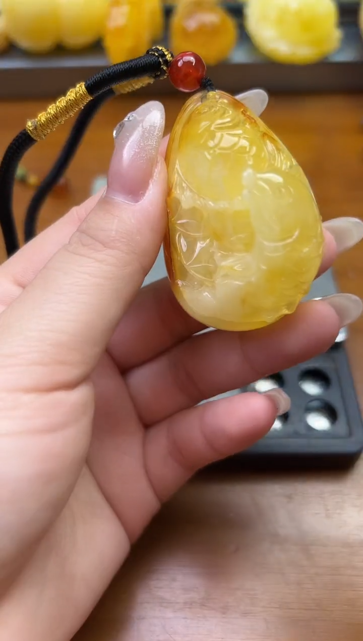 裸石琥珀未镶嵌琥珀蜜蜡吊坠