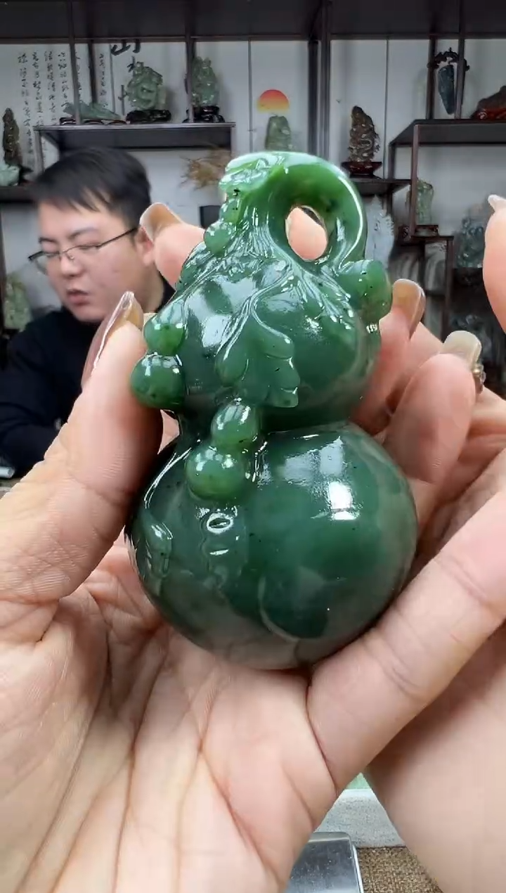 未镶嵌和田玉把件1