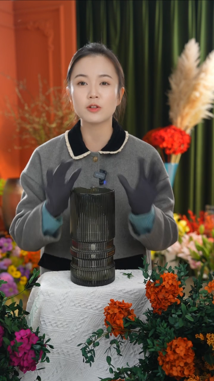 玻璃花瓶 黑色直筒