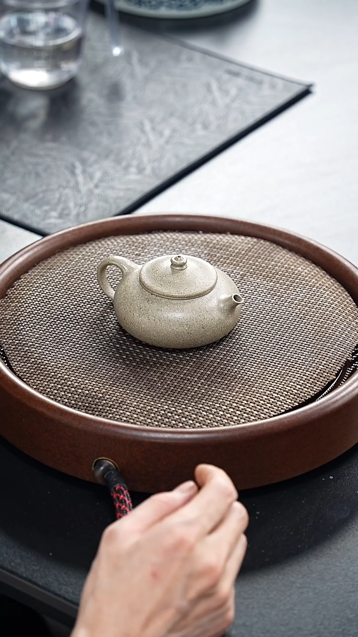茶壶紫砂寒江-黑段-全手工无添加-150cc
