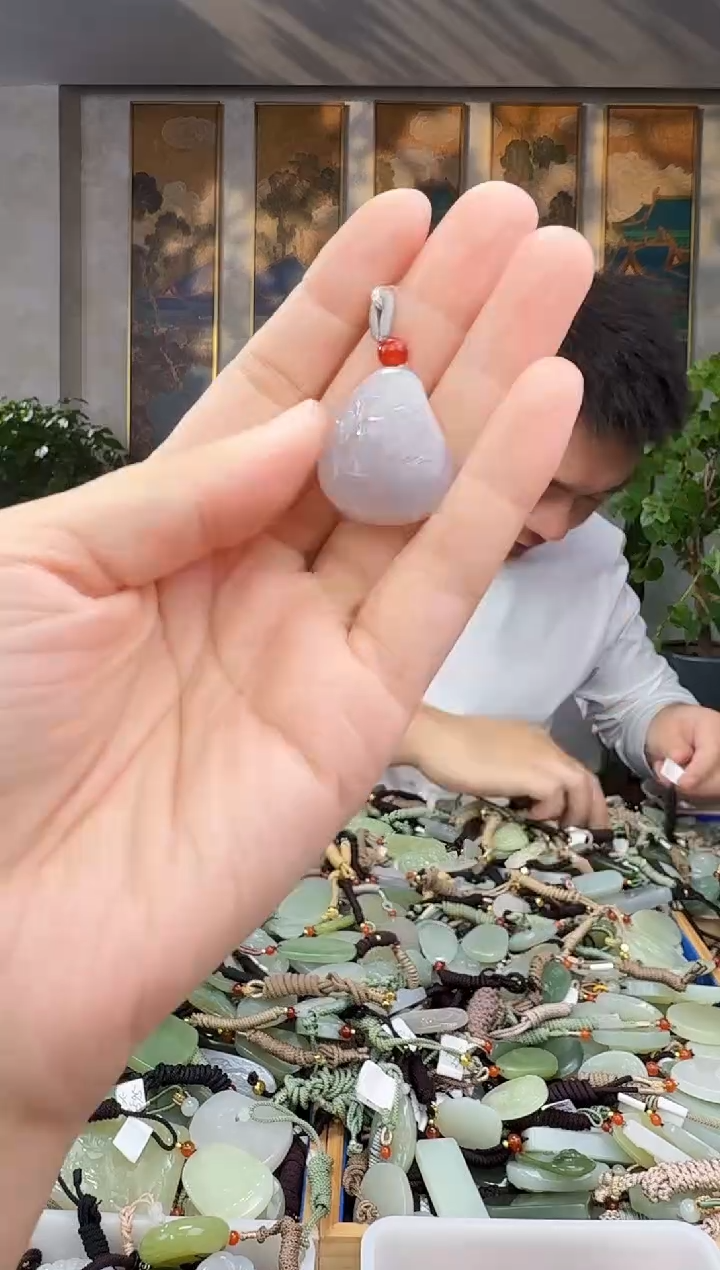 未镶嵌和田玉挂件拍一发一