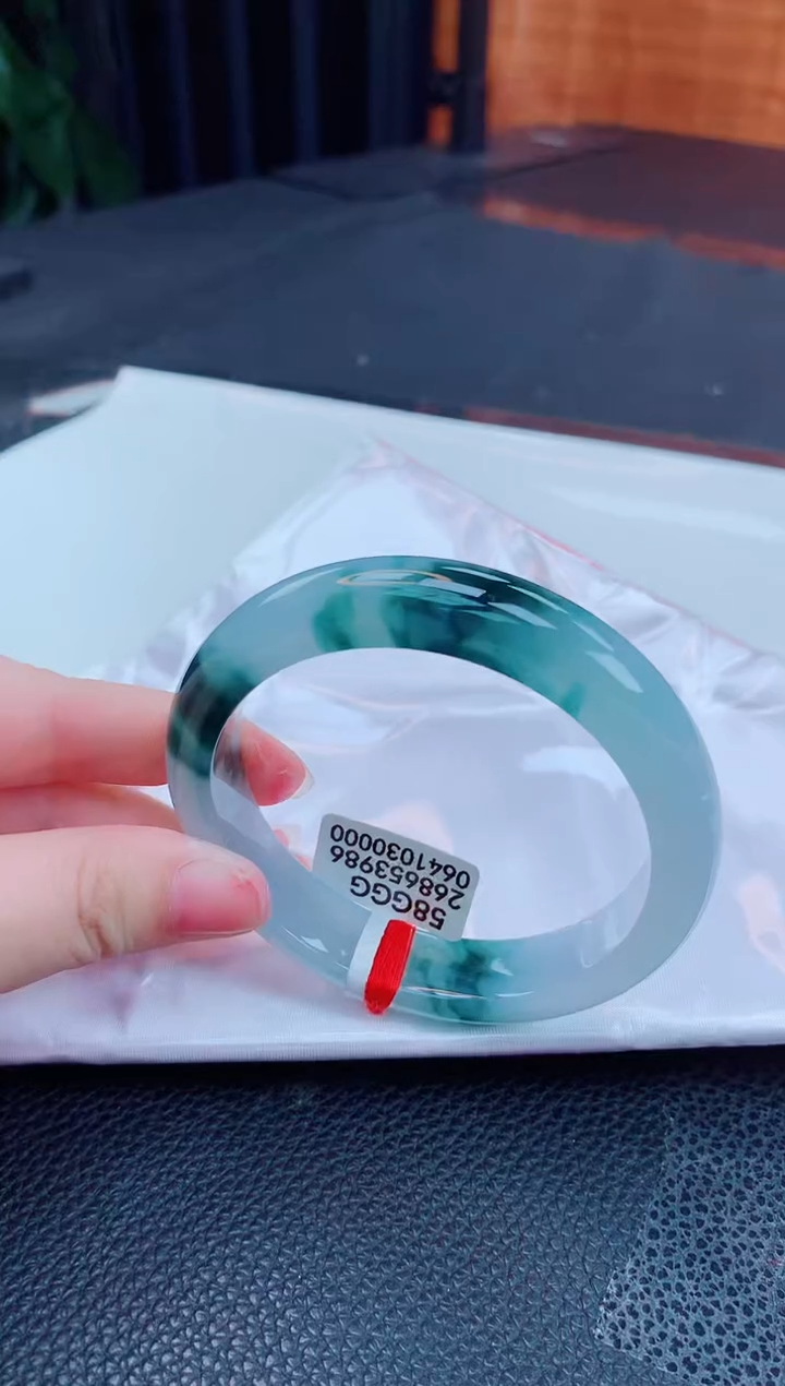 【闪购商品】翡翠手镯未镶嵌缅甸天然翡翠A货手镯
