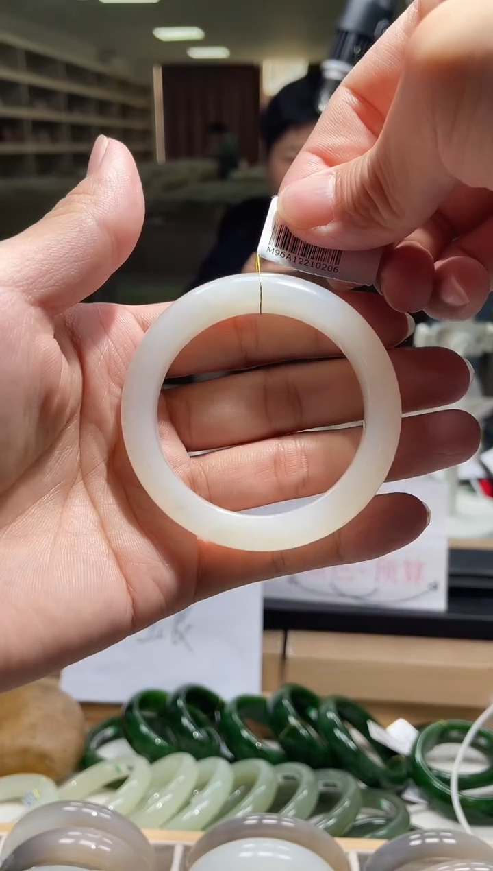 未镶嵌手镯和田玉50圈口 0206