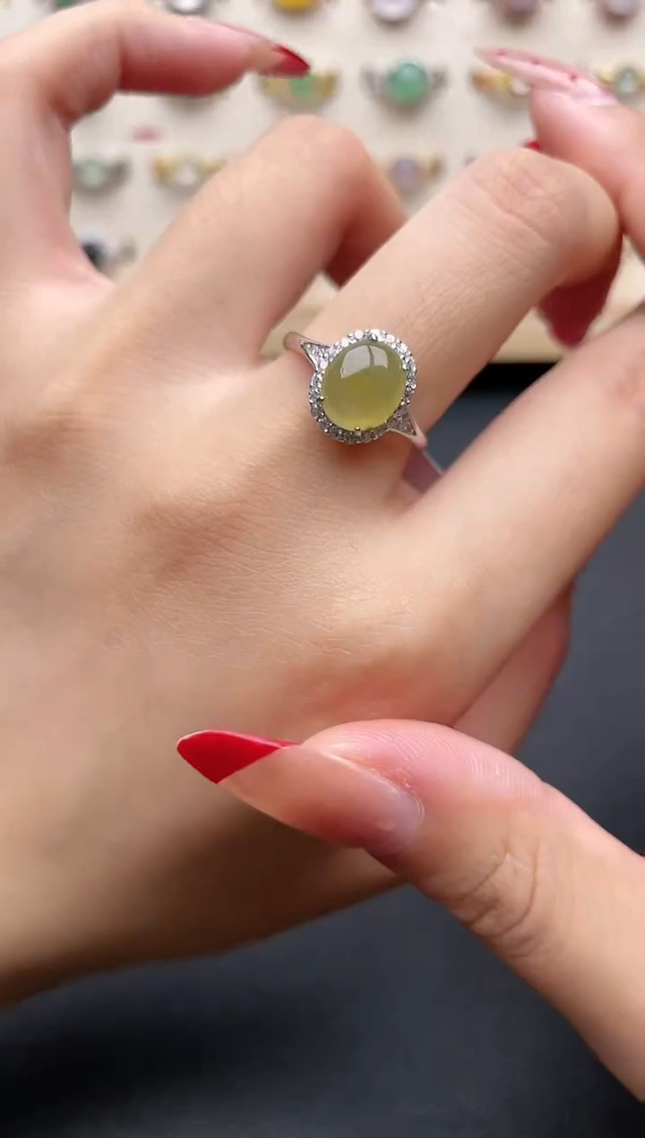 【闪购商品】翡翠戒指银S925镶嵌一物一证一礼盒