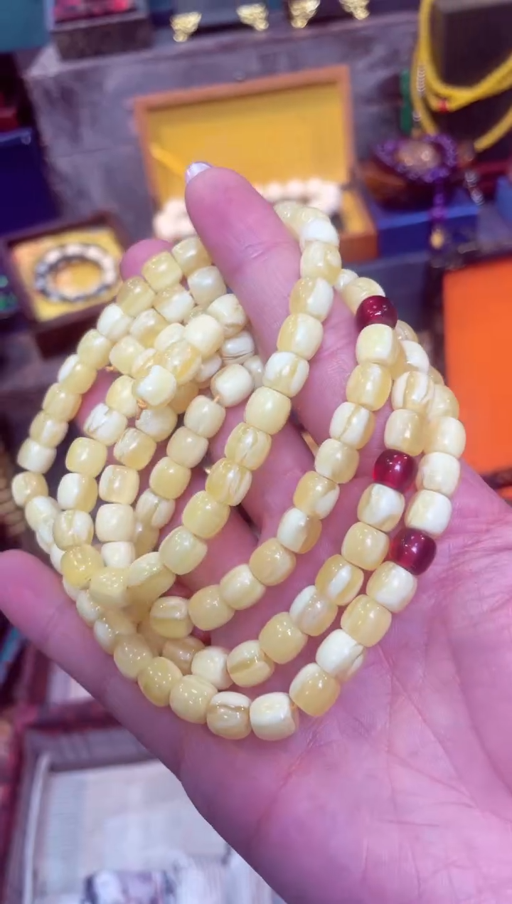 【闪购商品】蜜蜡颈饰未镶嵌              