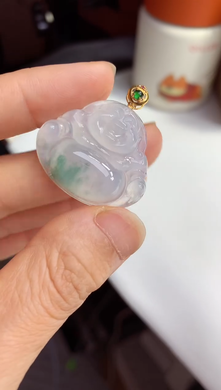 翡翠未镶嵌颈饰佛公