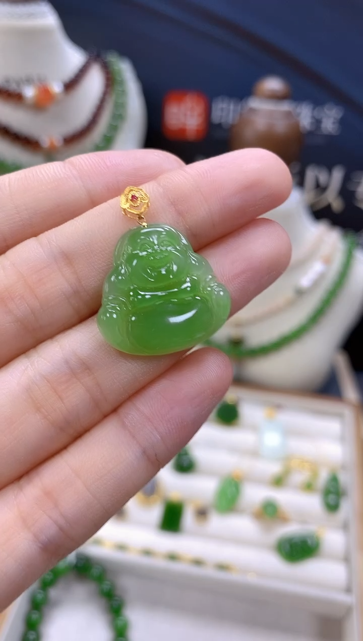和田玉18K金镶嵌颈饰cg