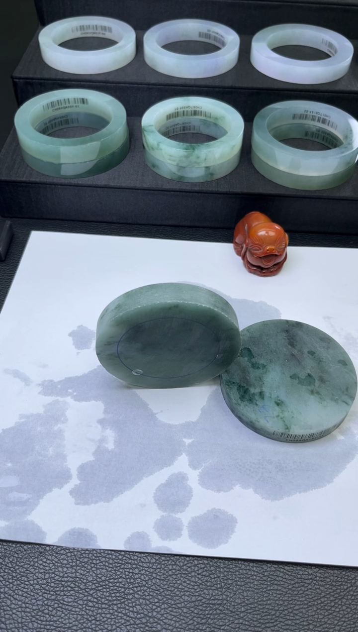 定制翡翠手镯未镶嵌手镯
