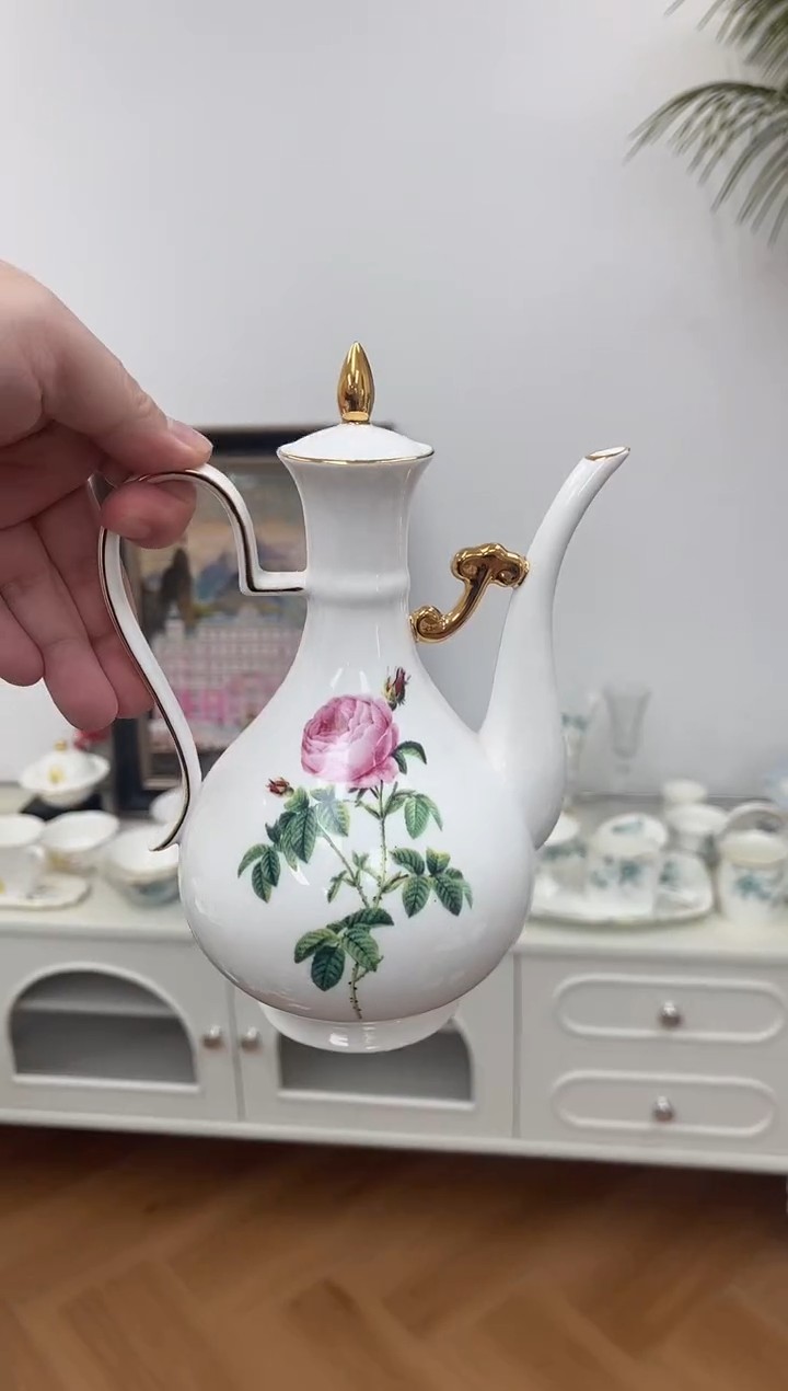 杯玫瑰大酒壶（微瑕不退换）