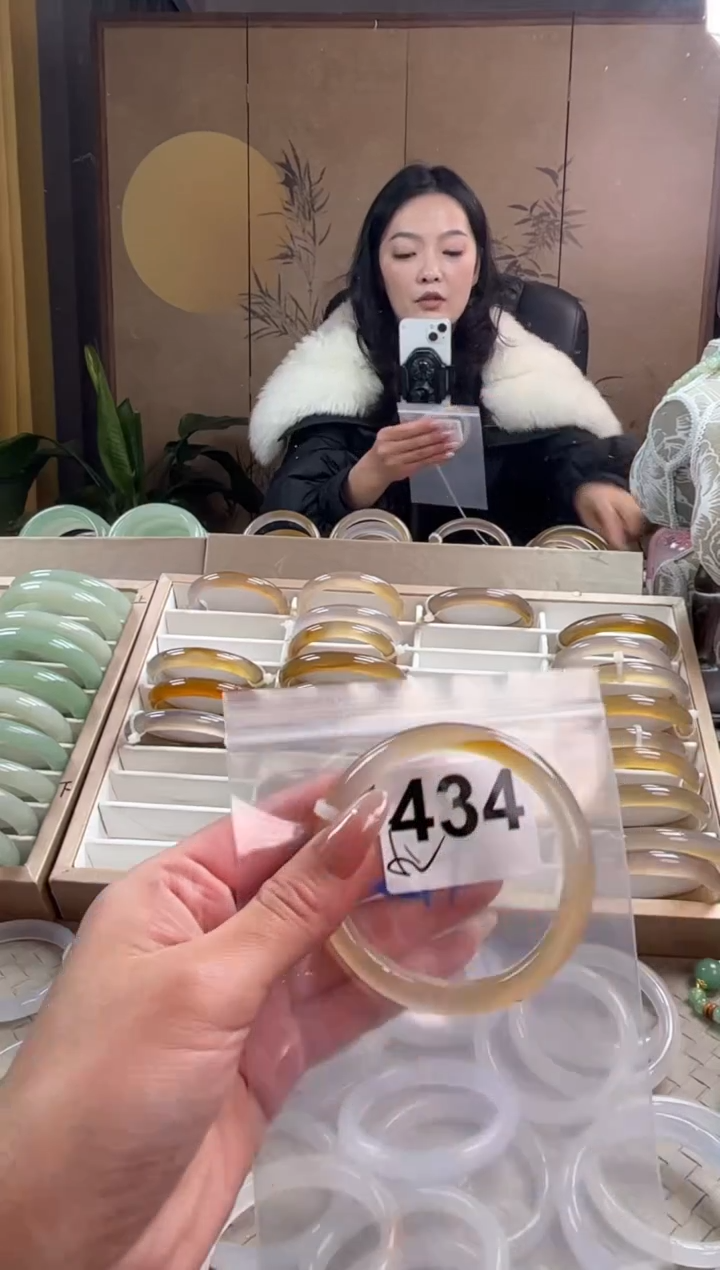 手镯玛瑙/玉髓未镶嵌434