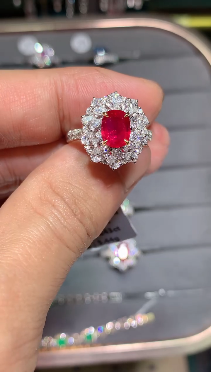 【闪购商品】红宝石戒指18K金镶嵌1.91CT  缅甸无烧鸽血红