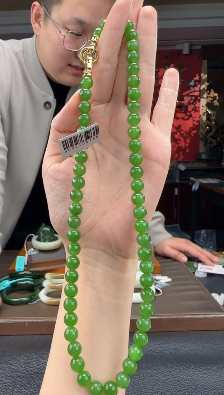 颈饰未镶嵌和田玉碧玉辣果绿妈妈链卡8