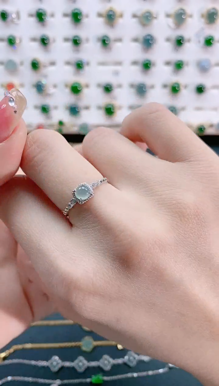 【闪购商品】翡翠戒指银S925镶嵌天然翡翠