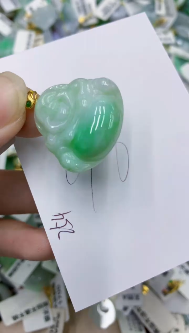 颈饰未镶嵌翡翠11111111111
