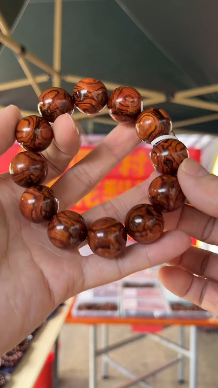 黄花梨/降香黄檀海南黄花梨X纹对眼鬼脸2.0手串（688）