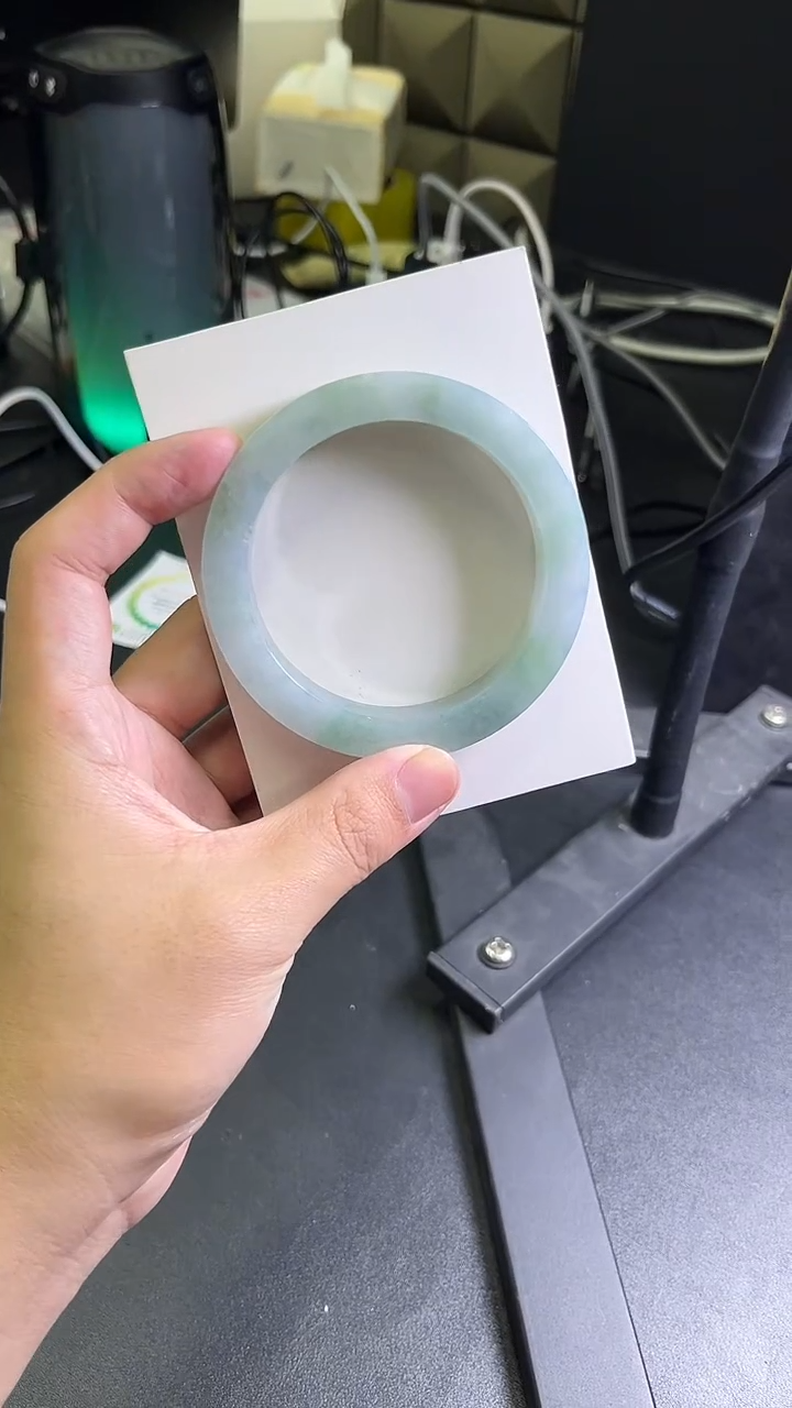 未镶嵌手镯定制翡翠凯*柠定制