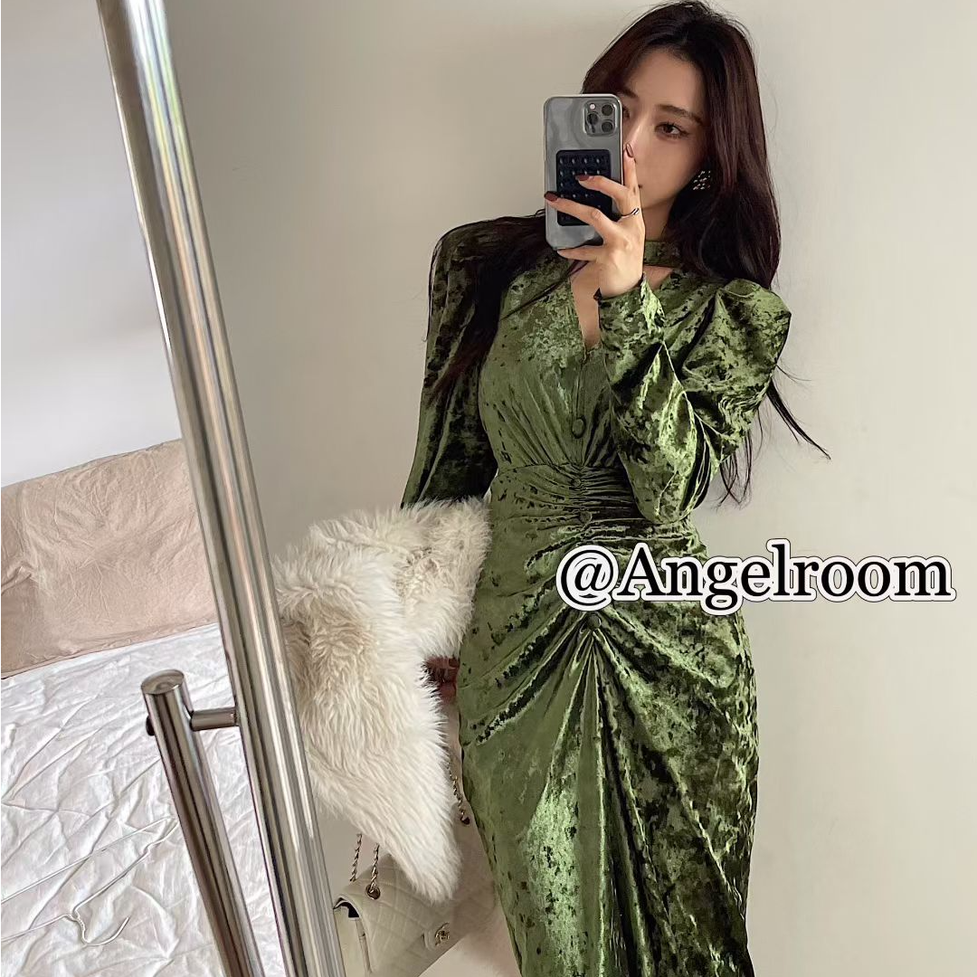 复古气质V领褶皱收腰显瘦丝绒连衣裙 6872  