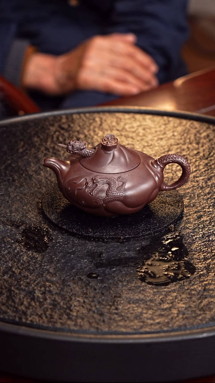 茶壶紫砂丁雪英  鱼化龙96 紫泥  160毫升 